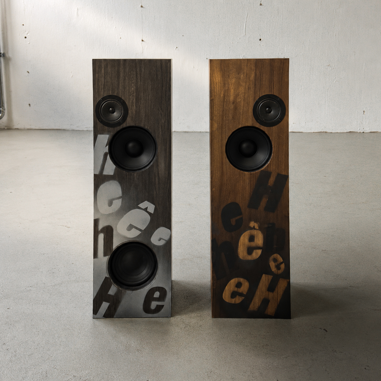 hhehehehe speakers final product studio shot